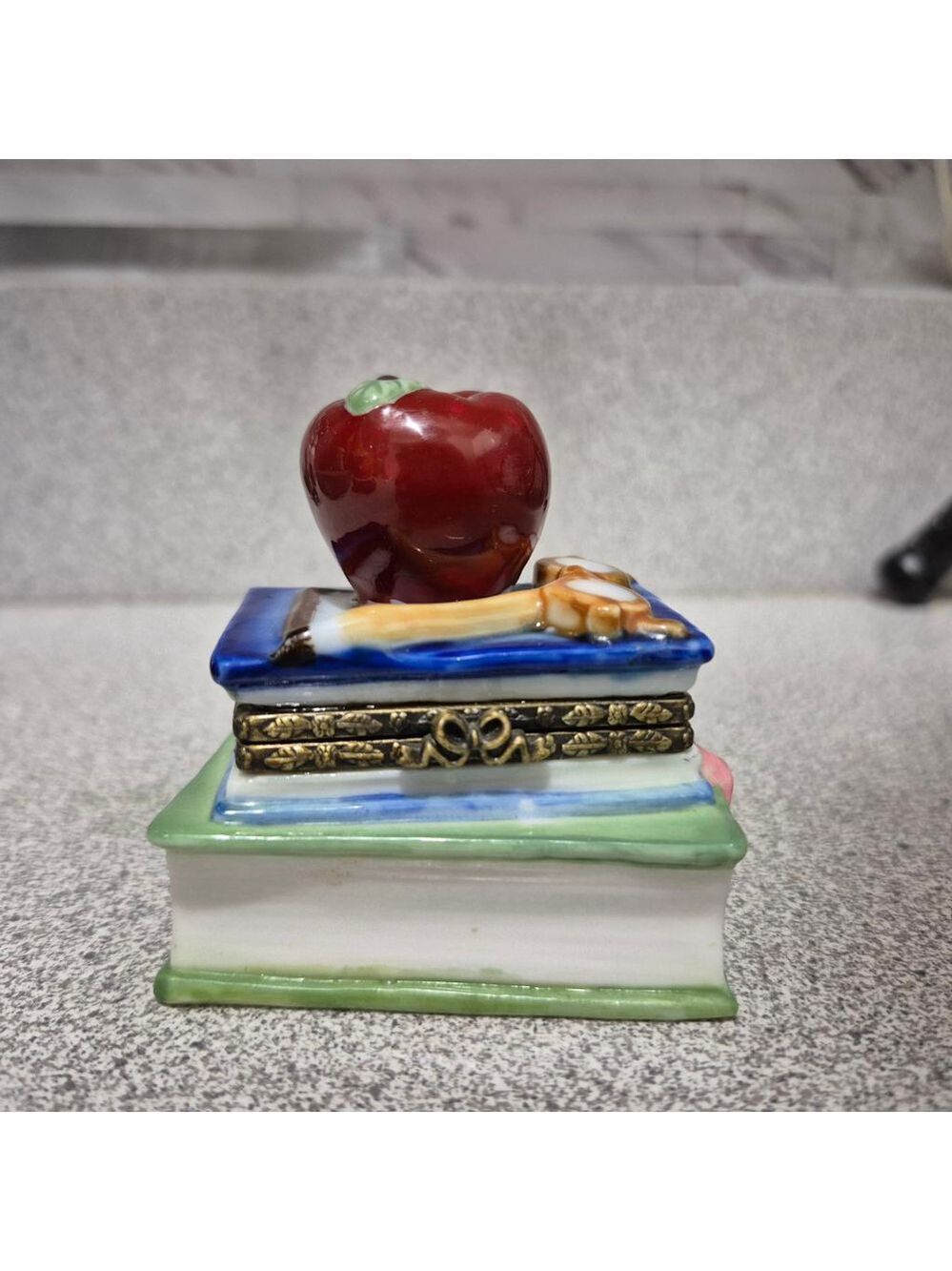 Unbranded Trinket‎ Box Apple on Books Red Green